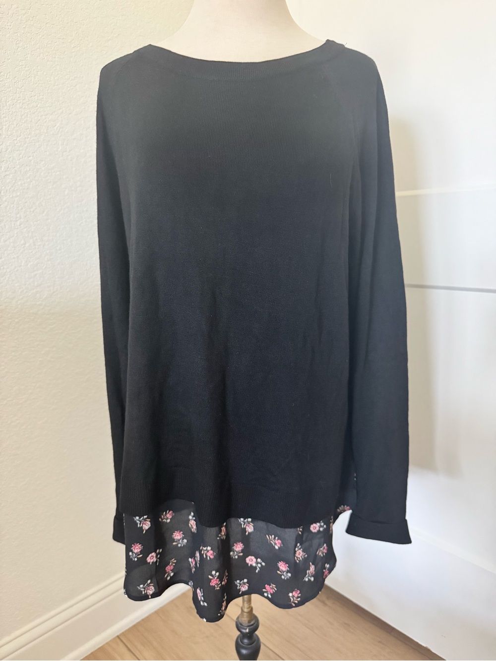 Ann Taylor LOFT Floral Layer-Look Top | XL | Black | NWT